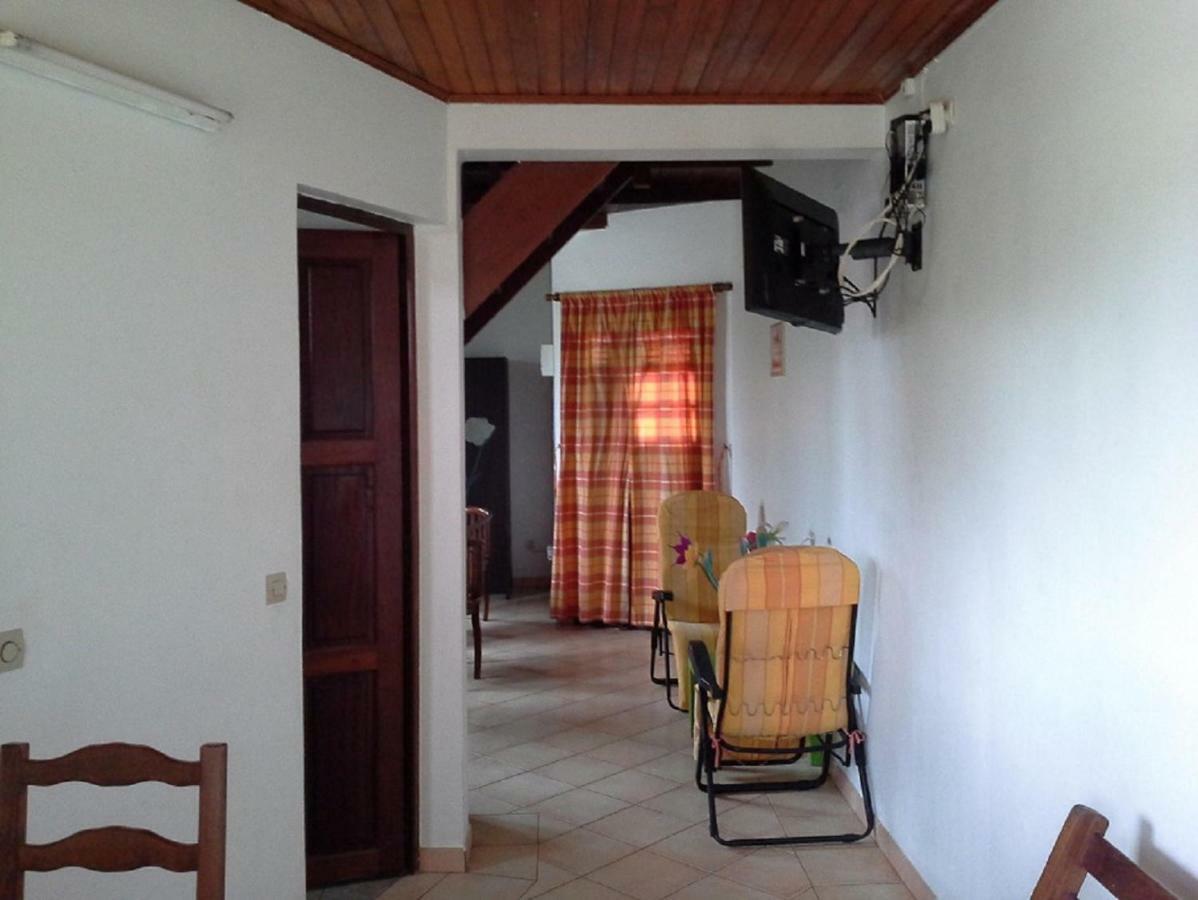 Appartement chez Manu à Le Robert Extérieur photo